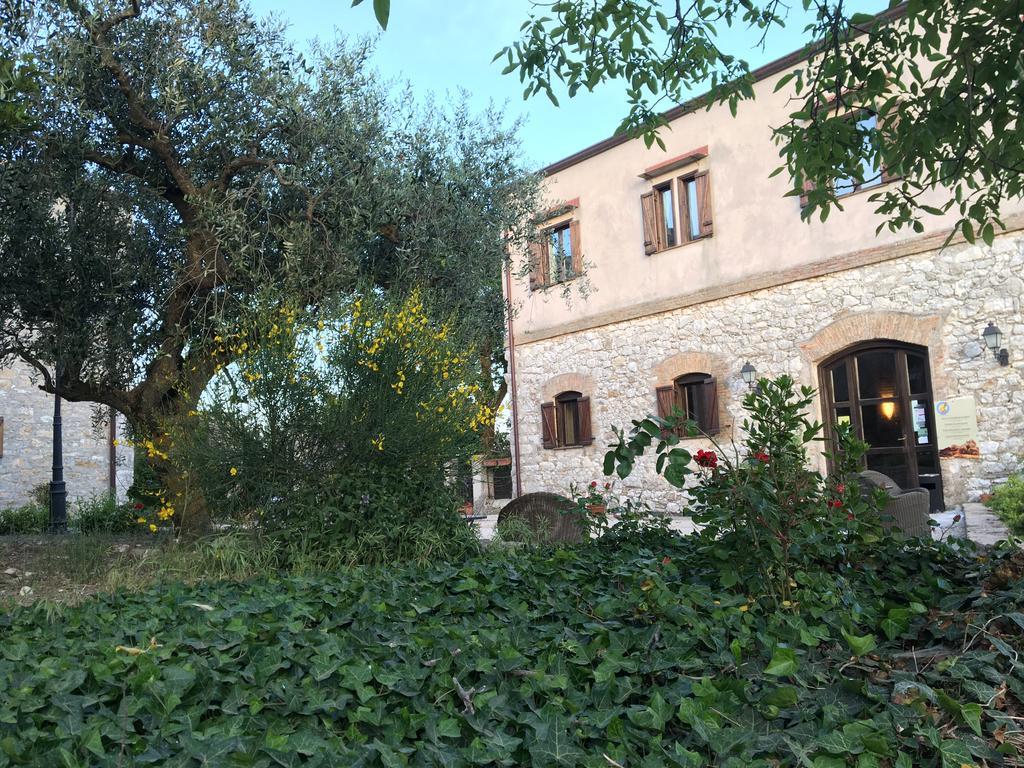 Agriturismo Sant'Agata Piana Degli Albanesi Exterior foto